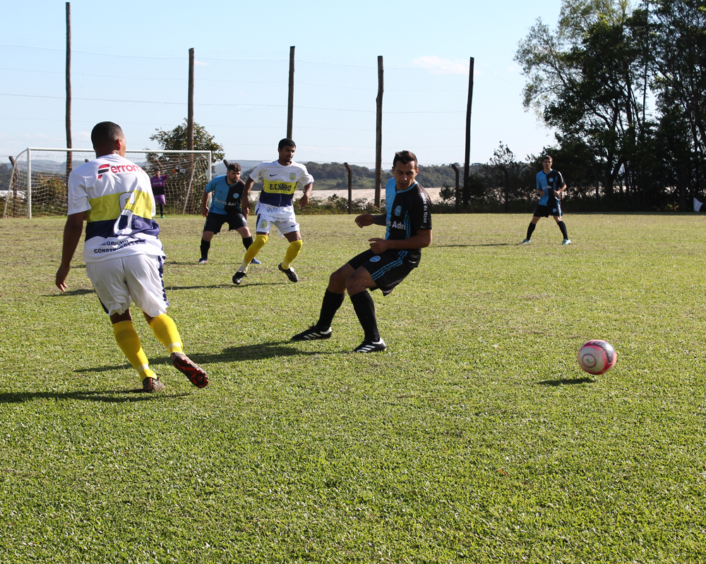 Inicia o Campeonato de Futebol de Campo Mario Juarez da Silva