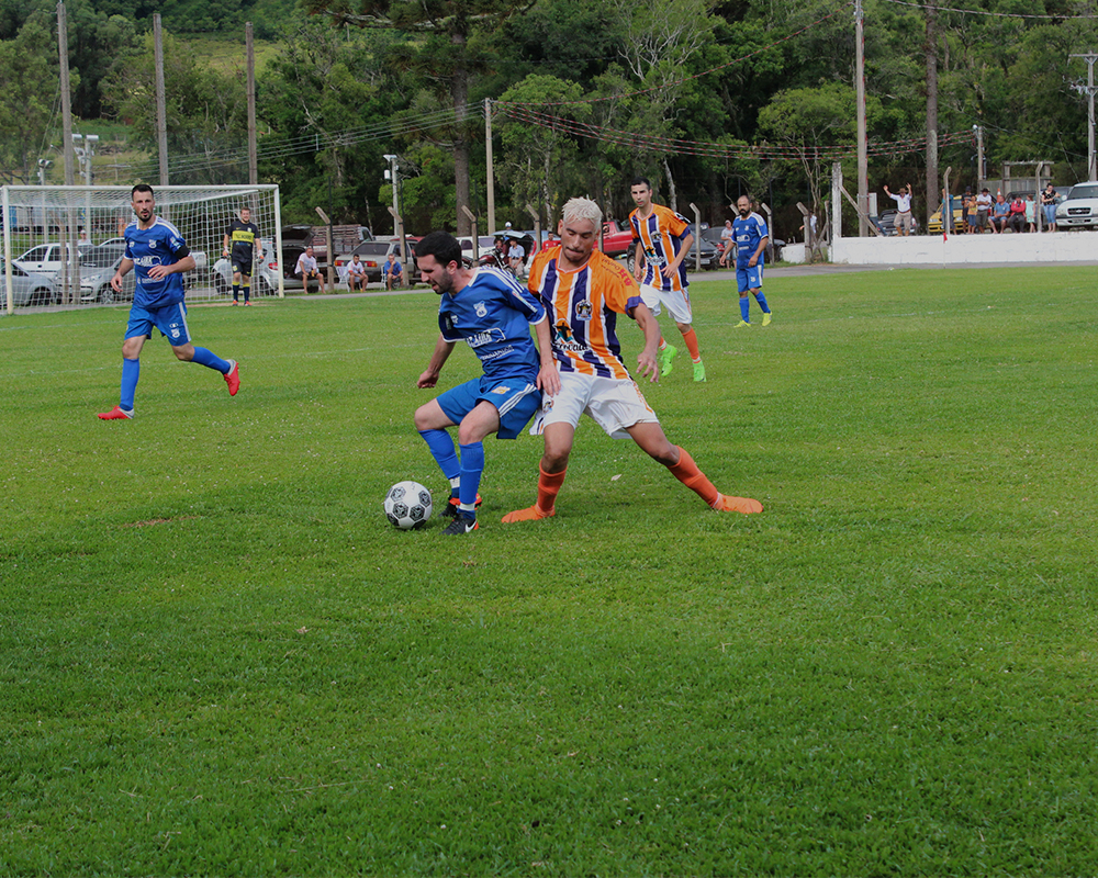 Campeonato Municipal de Futebol de Campo Dirceu Luiz Bertolazzi começa neste domingo (20)